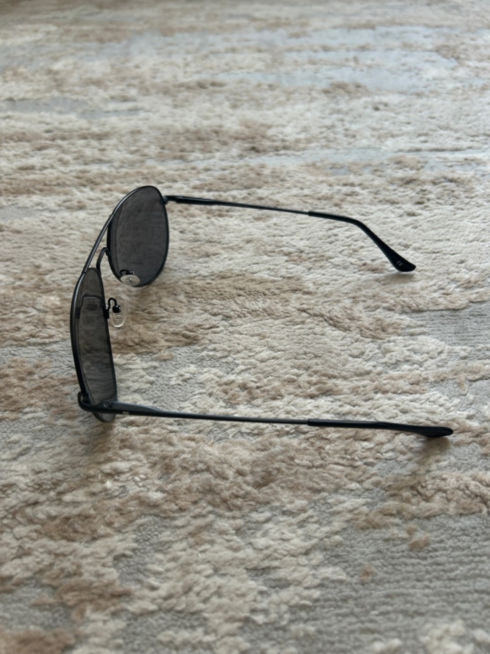 Neven Aviator Sunglasses - Black Frame with Silver Mirrored Lenses - Picture 3 of 9